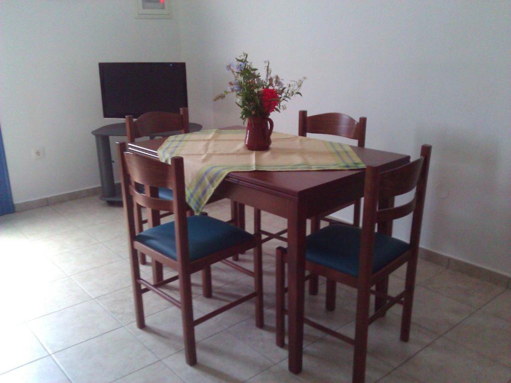 Agnanti Apartments 바티 객실 사진